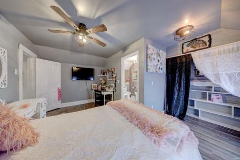 8229 S 950 W Owensville IN 47665