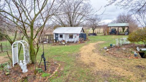 8229 S 950 W Owensville IN 47665