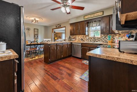 2514 Barbara Court Wadesville IN 47638