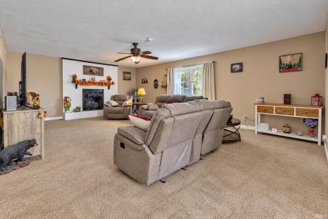 2514 Barbara Court Wadesville IN 47638
