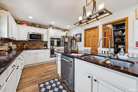 6658 N Memering Road Bicknell IN 47512