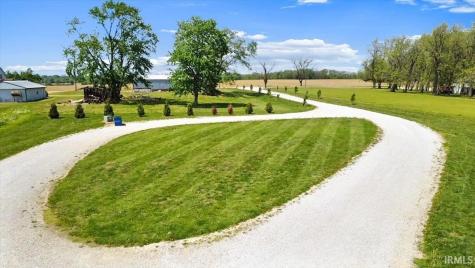 6658 N Memering Road Bicknell IN 47512
