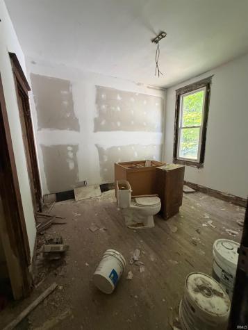 861 Covert Avenue Evansville IN 47713