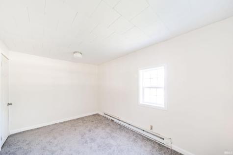 107 E Berkley Avenue Muncie IN 47303