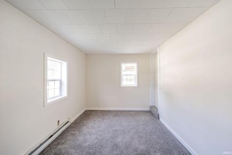 107 E Berkley Avenue Muncie IN 47303