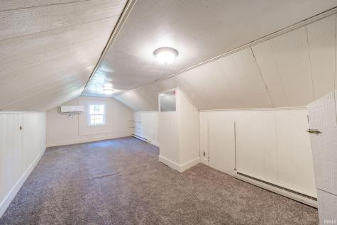 107 E Berkley Avenue Muncie IN 47303