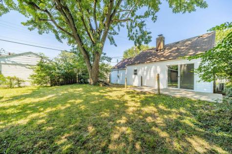 107 E Berkley Avenue Muncie IN 47303