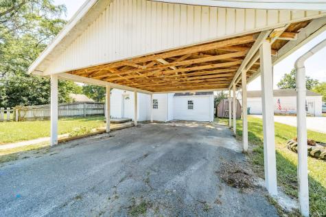 107 E Berkley Avenue Muncie IN 47303