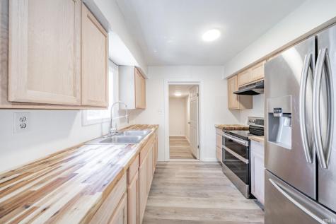 107 E Berkley Avenue Muncie IN 47303