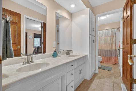 60659 Gentle Run Court South Bend IN 46614