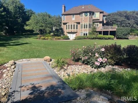 60659 Gentle Run Court South Bend IN 46614