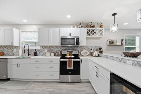 3273 N 700 W Delphi IN 46923