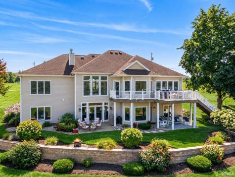 0781 E Willow Lane Wawaka IN 46794
