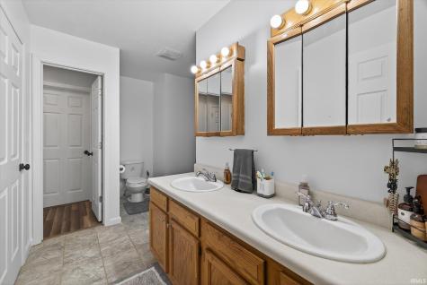 1232 E Marigold Drive Bloomington IN 47401