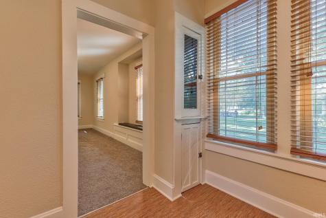 2043 E Riverside Drive Evansville IN 47714