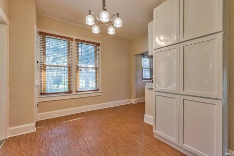 2043 E Riverside Drive Evansville IN 47714