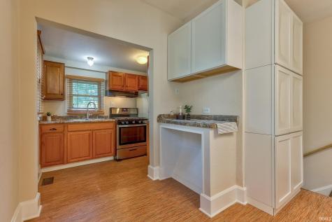 2043 E Riverside Drive Evansville IN 47714