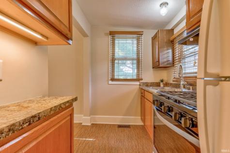 2043 E Riverside Drive Evansville IN 47714