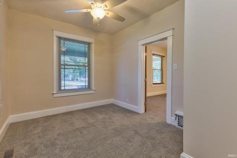 2043 E Riverside Drive Evansville IN 47714