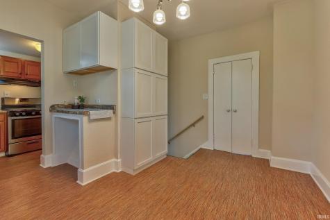 2043 E Riverside Drive Evansville IN 47714