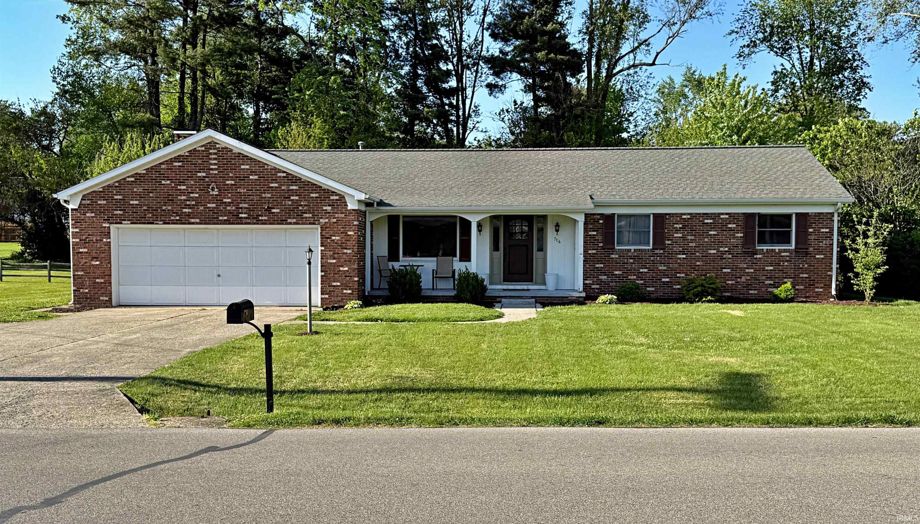 714 Brett Cabel Road Washington IN 47501
