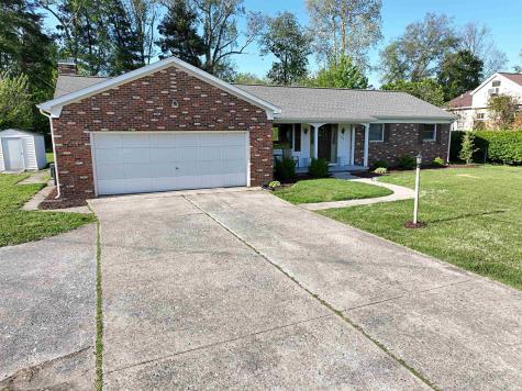 714 Brett Cabel Road Washington IN 47501