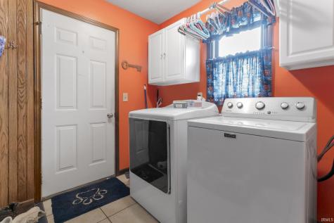 59600 Saturn Court South Bend IN 46614
