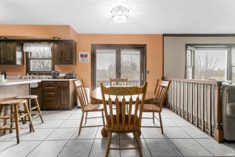 59600 Saturn Court South Bend IN 46614
