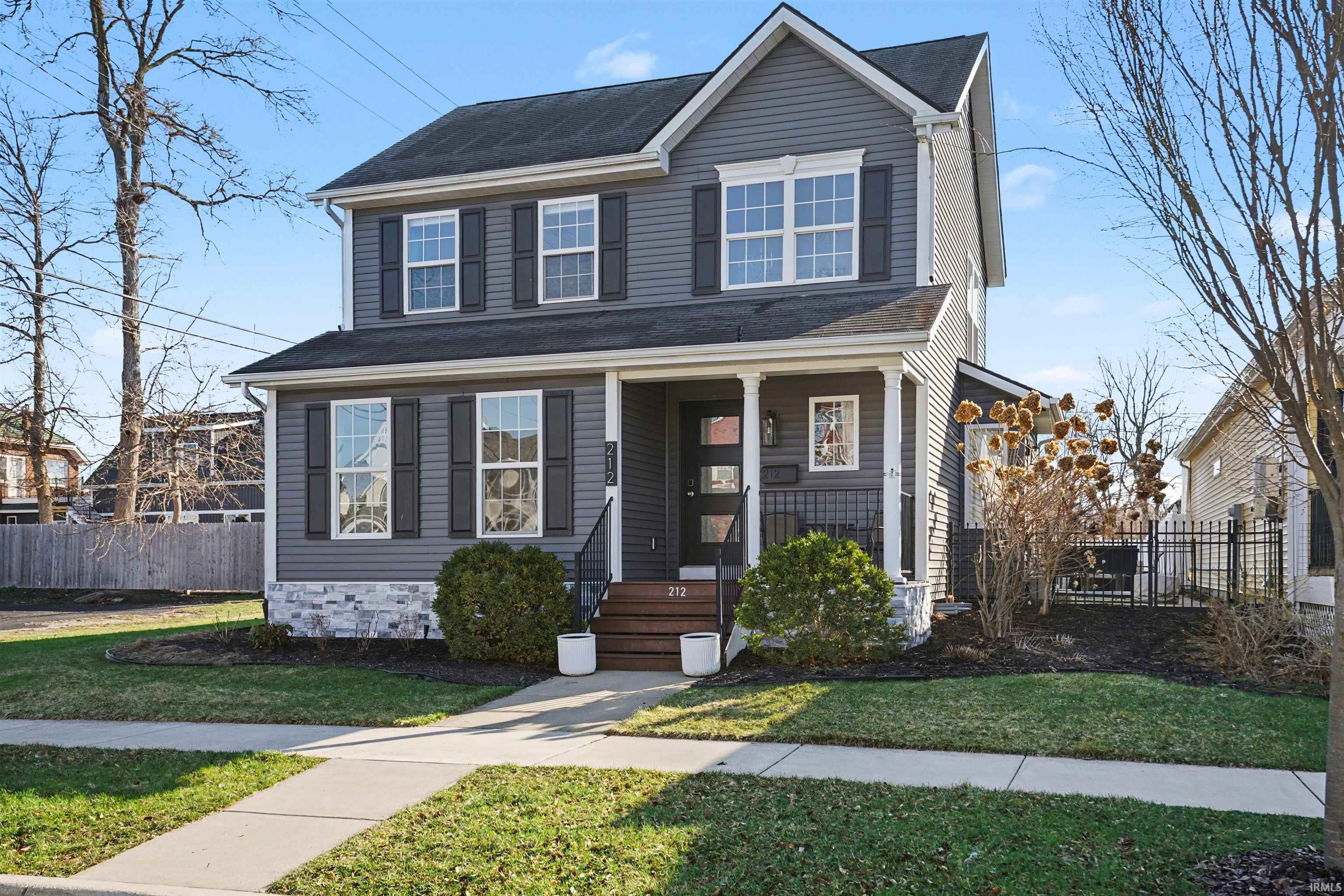 212 S Notre Dame Avenue South Bend IN 46617