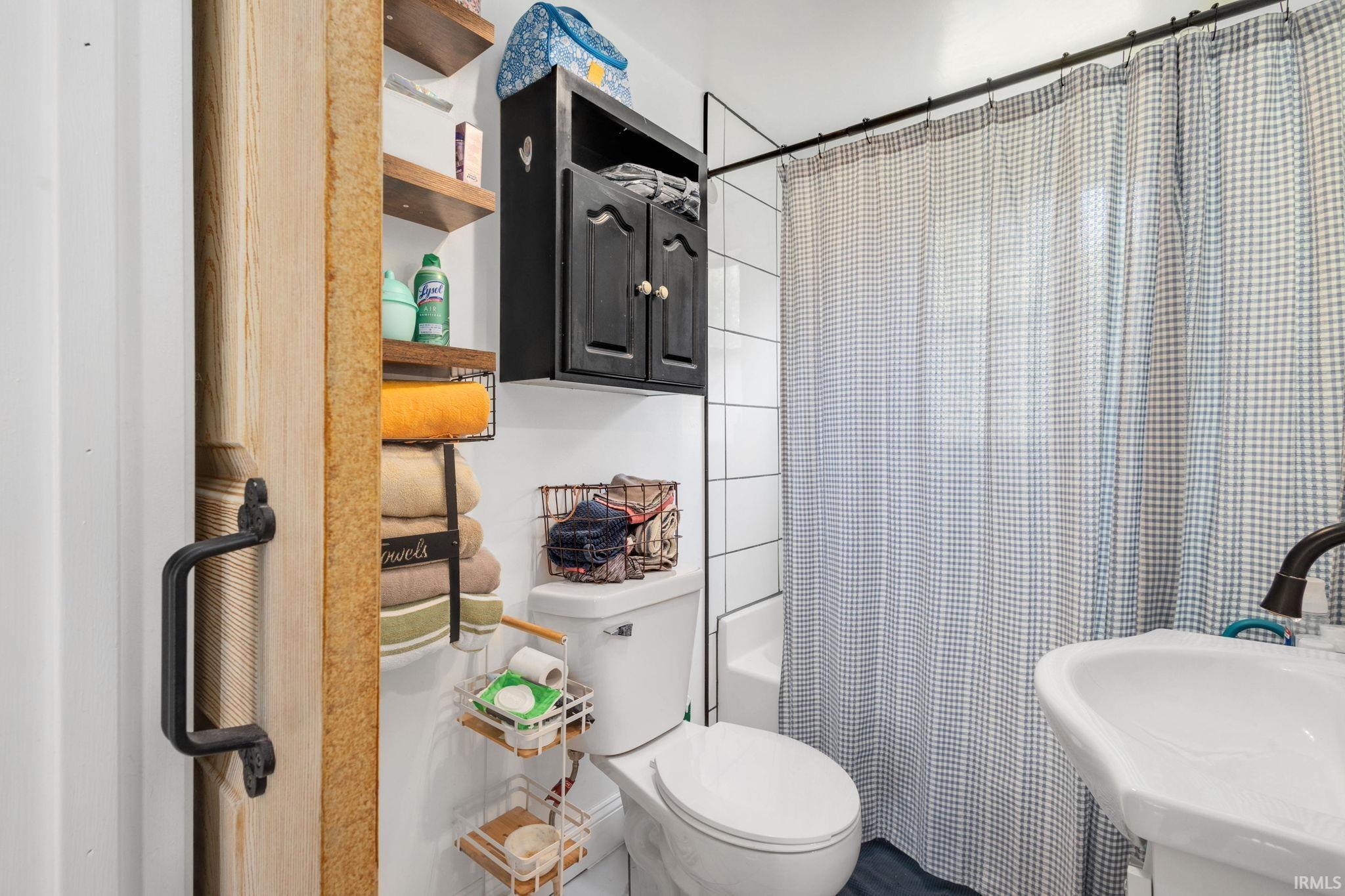 403 W Ellis Street Knox IN 46534
