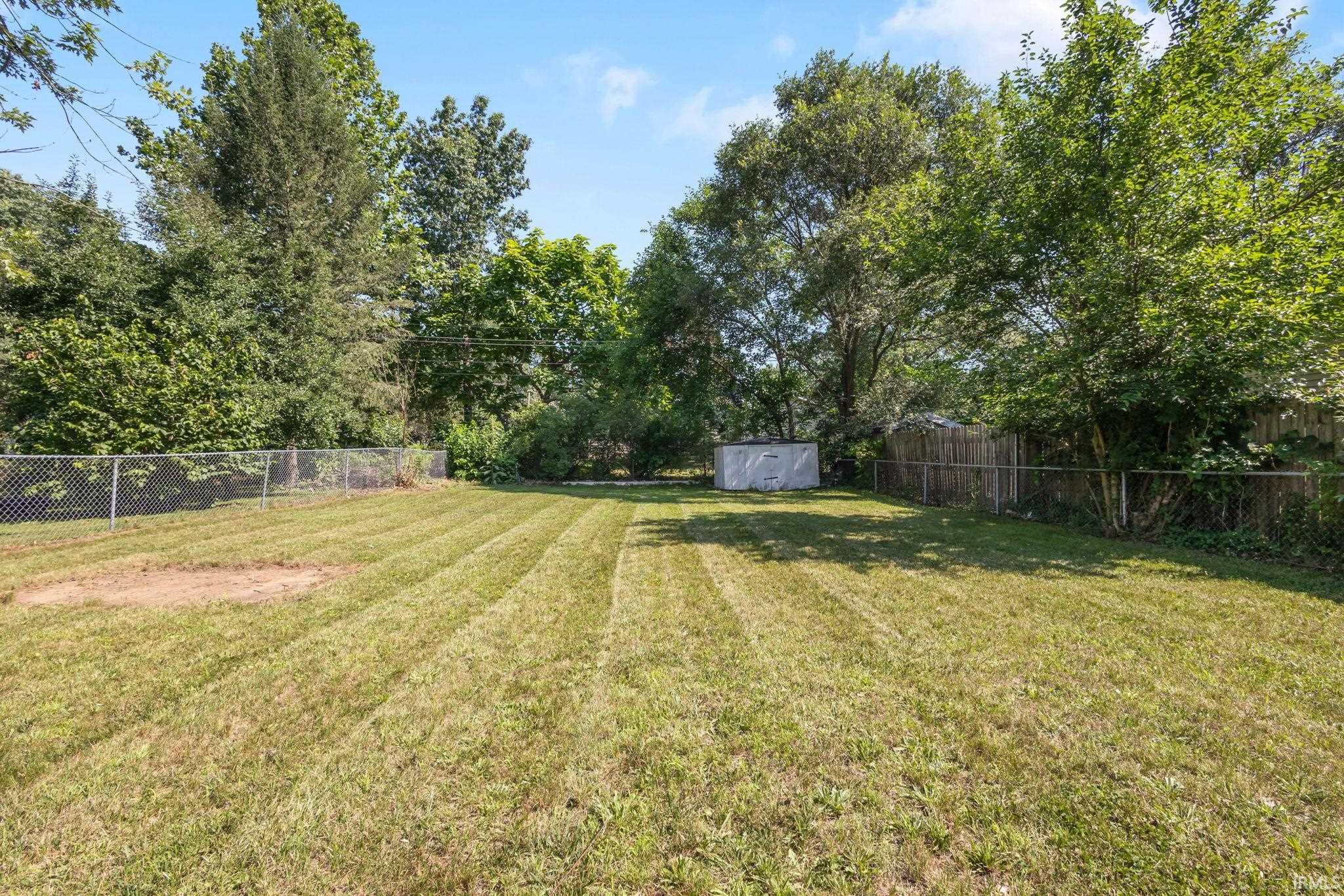 403 W Ellis Street Knox IN 46534