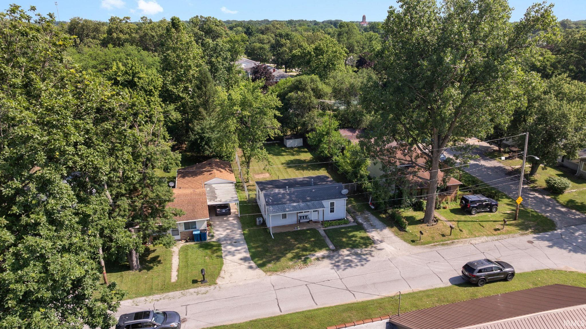 403 W Ellis Street Knox IN 46534