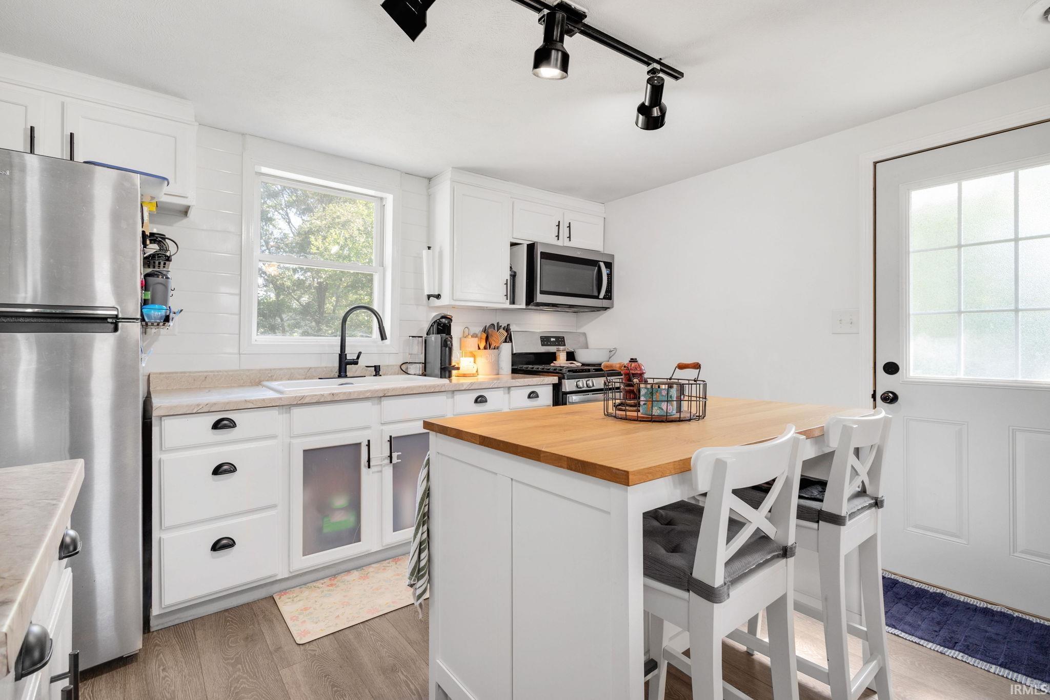 403 W Ellis Street Knox IN 46534