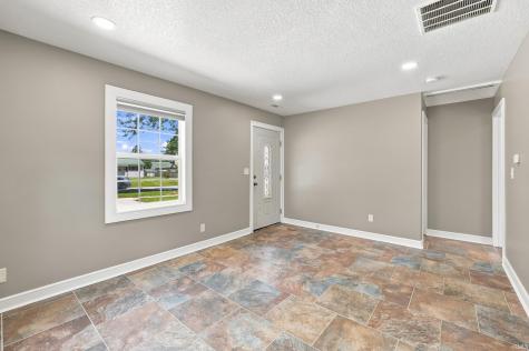 3302 Raymond Street Fort Wayne IN 46803