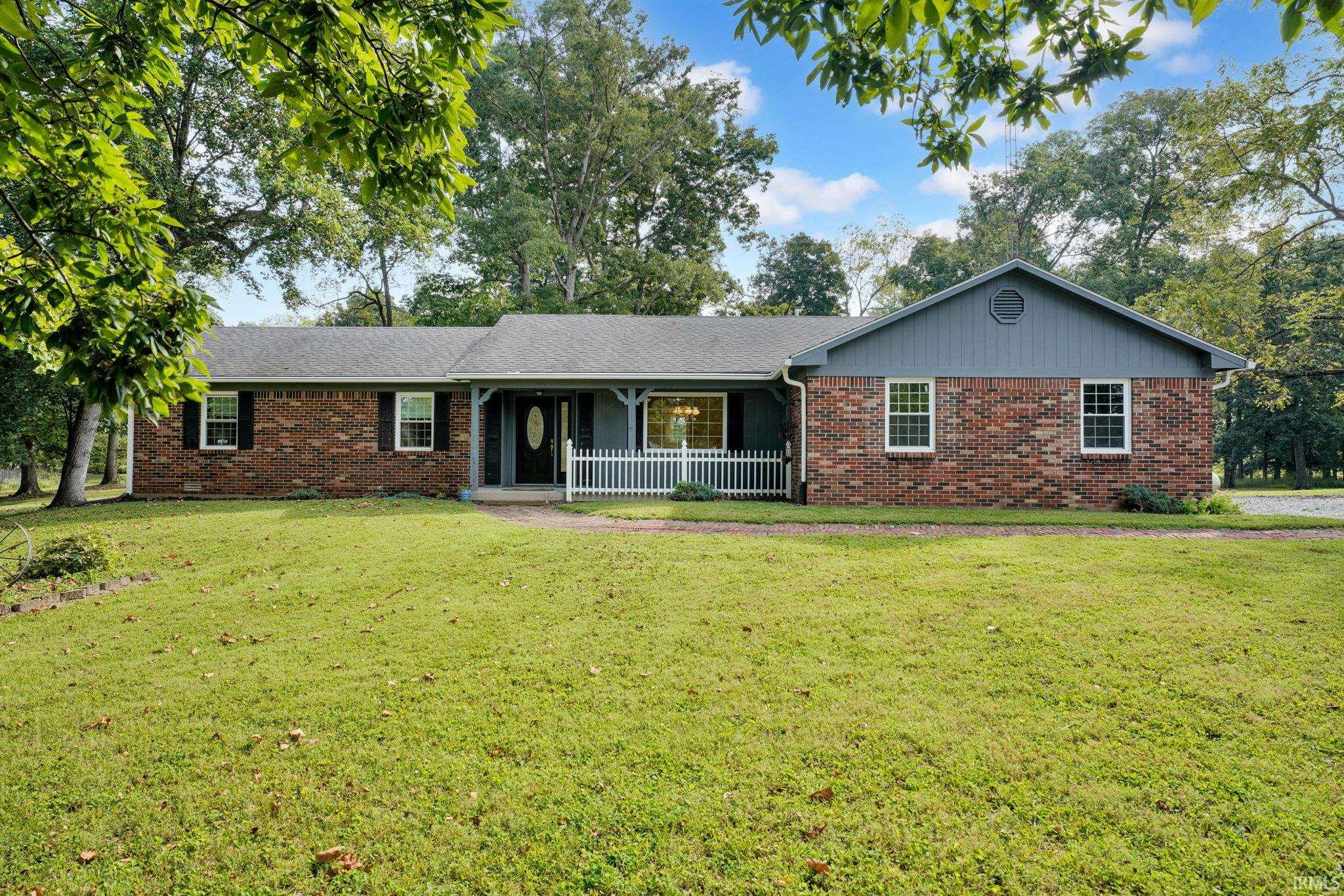 563 Yockey Estates Mitchell IN 47446