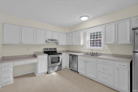 563 Yockey Estates Mitchell IN 47446