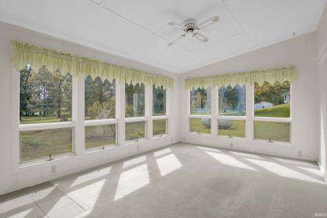 563 Yockey Estates Mitchell IN 47446