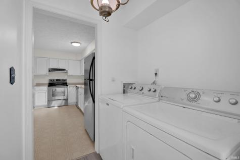 563 Yockey Estates Mitchell IN 47446