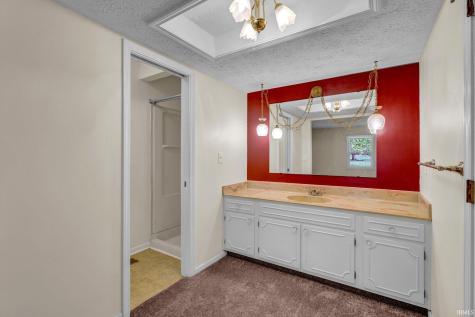 563 Yockey Estates Mitchell IN 47446