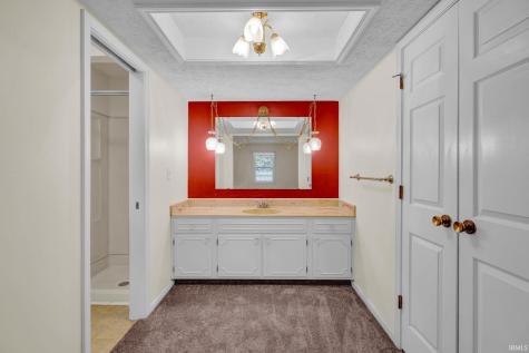 563 Yockey Estates Mitchell IN 47446