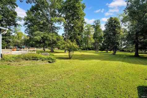 563 Yockey Estates Mitchell IN 47446