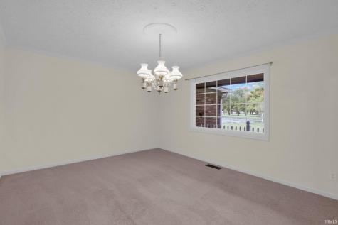 563 Yockey Estates Mitchell IN 47446