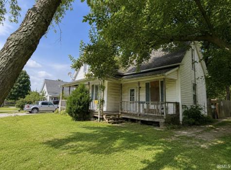 275 N Lawton Street Jasonville IN 47438