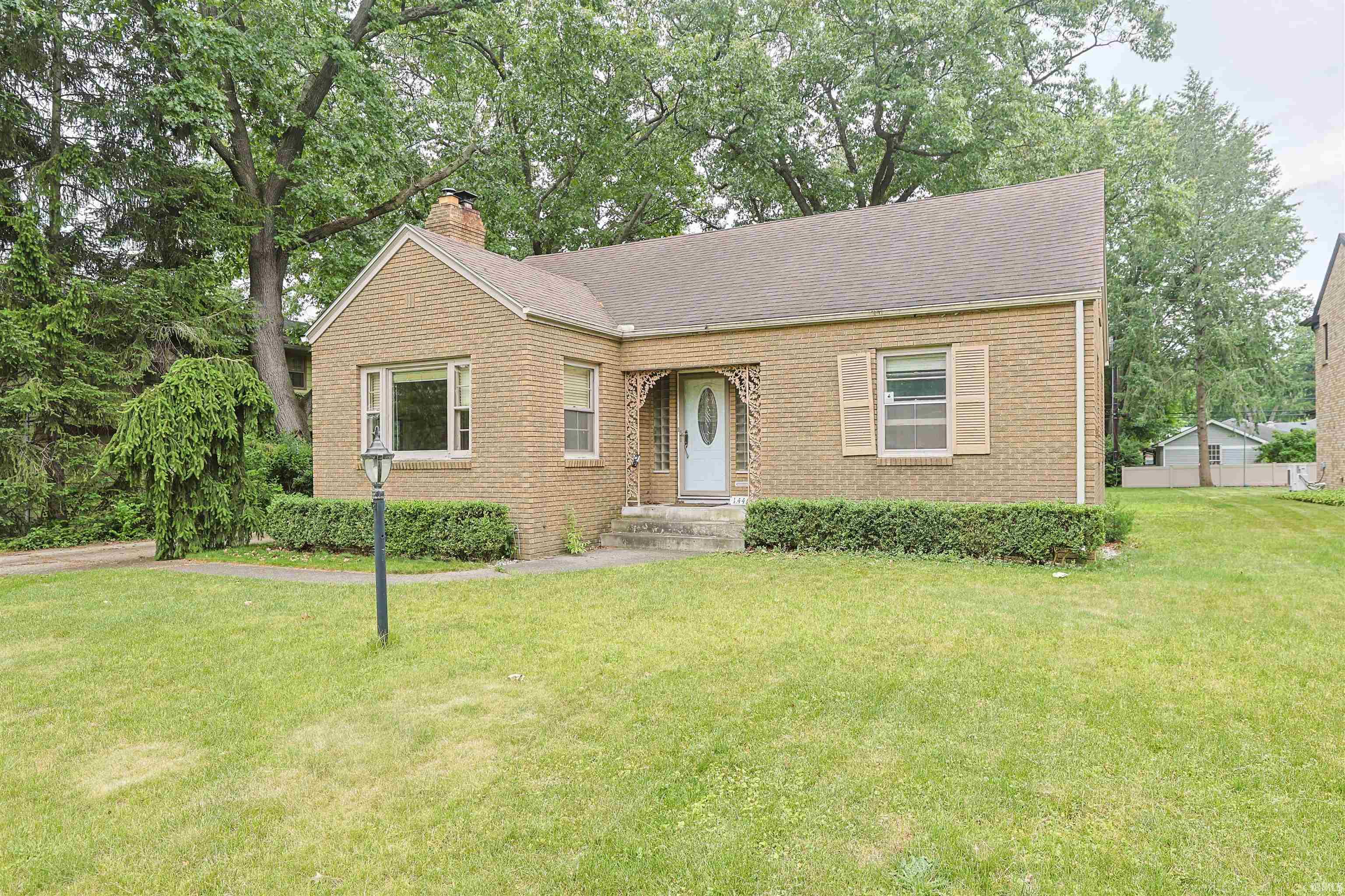1440 E Colfax Avenue South Bend IN 46617