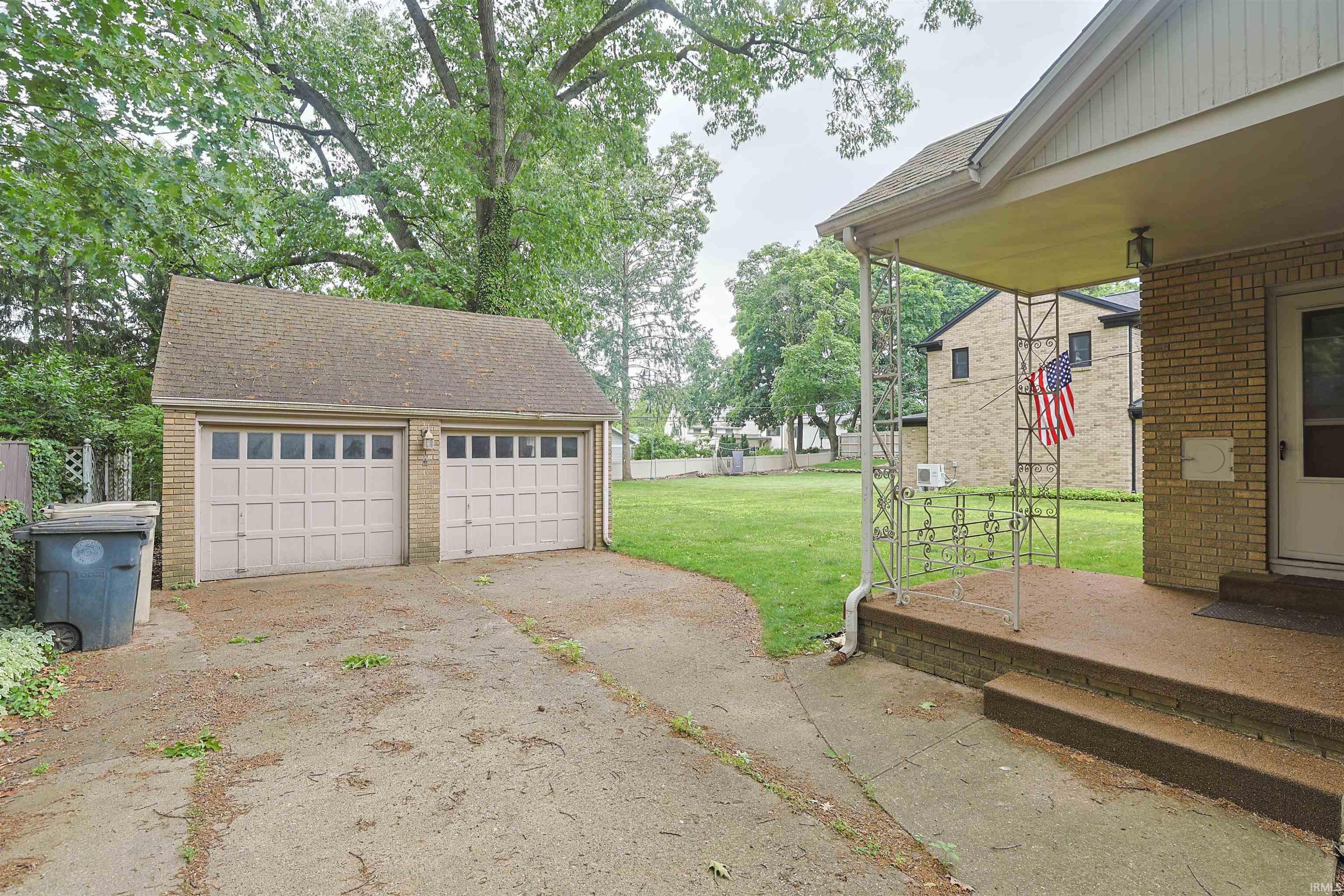 1440 E Colfax Avenue South Bend IN 46617