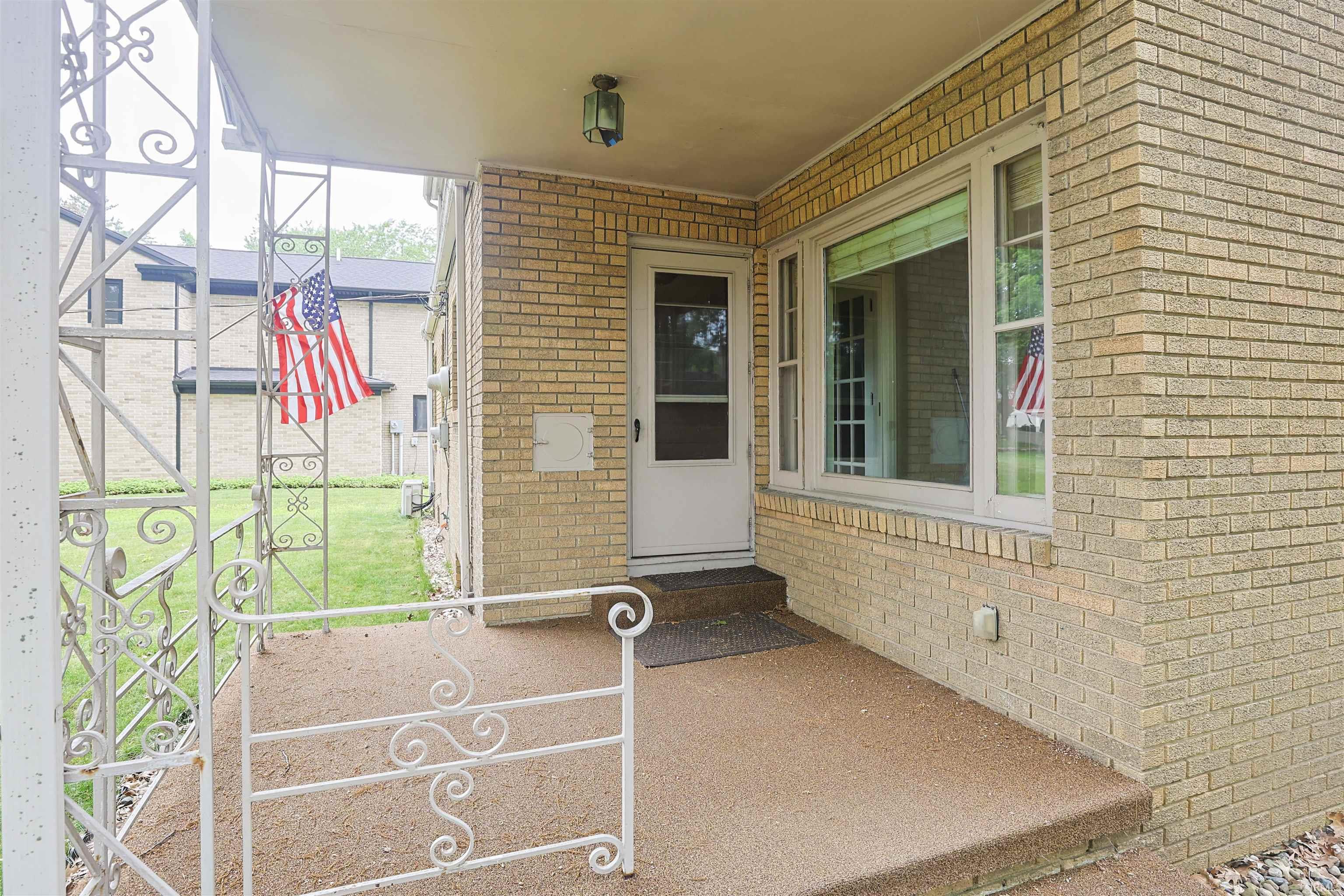 1440 E Colfax Avenue South Bend IN 46617