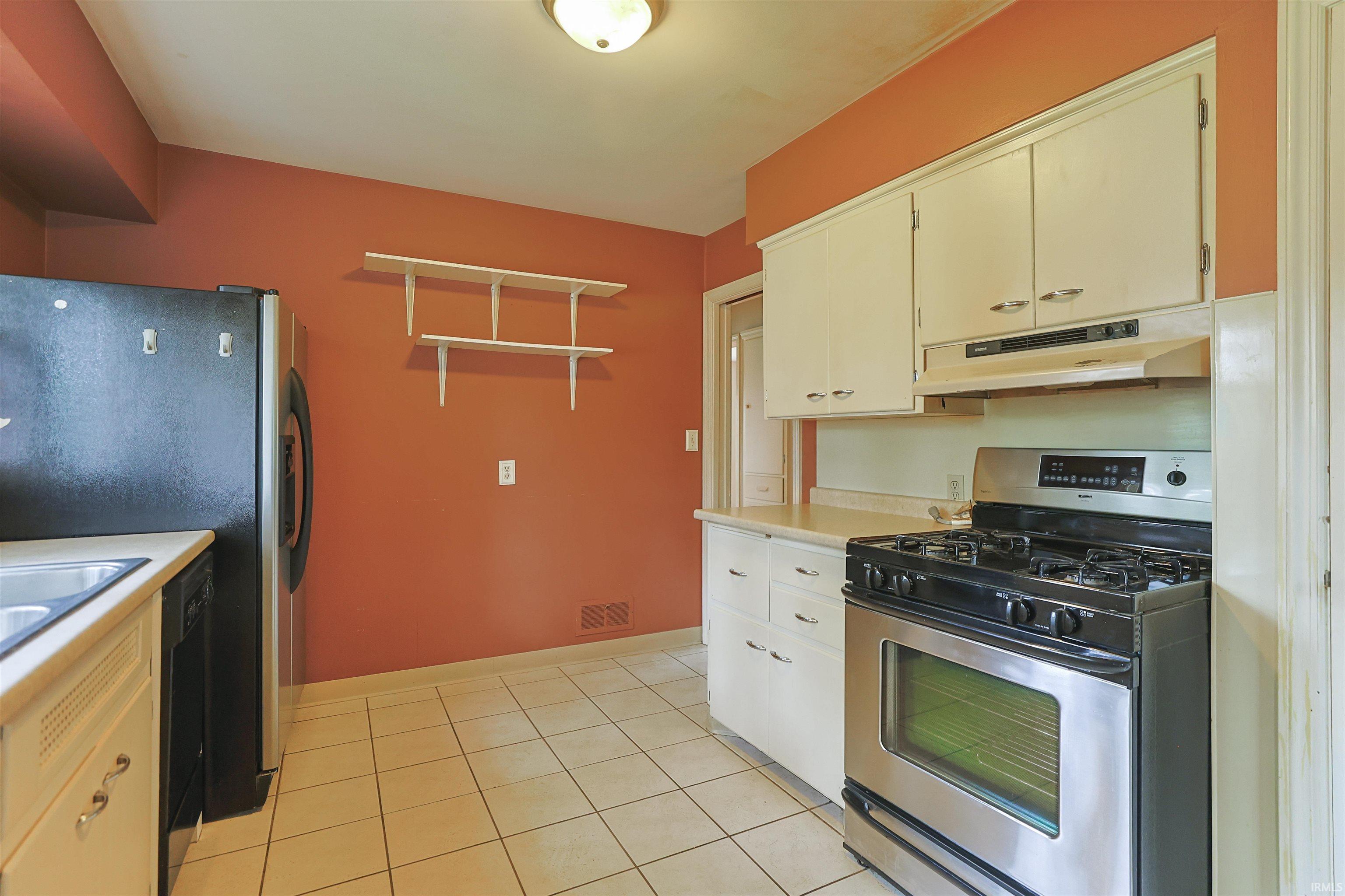 1440 E Colfax Avenue South Bend IN 46617