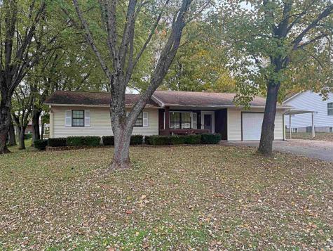 5 Kelly Drive Washington IN 47501