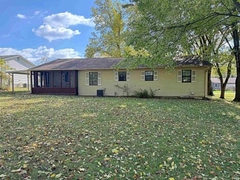 5 Kelly Drive Washington IN 47501