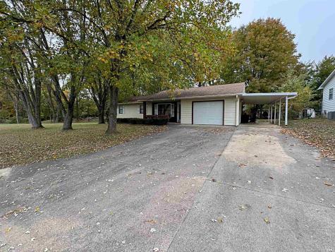 5 Kelly Drive Washington IN 47501